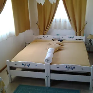 Sa Mariposa Bed & Breakfast